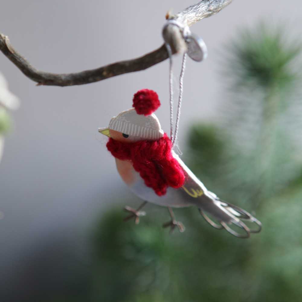 good old friends Mini Wintervögel. Roter Schal.